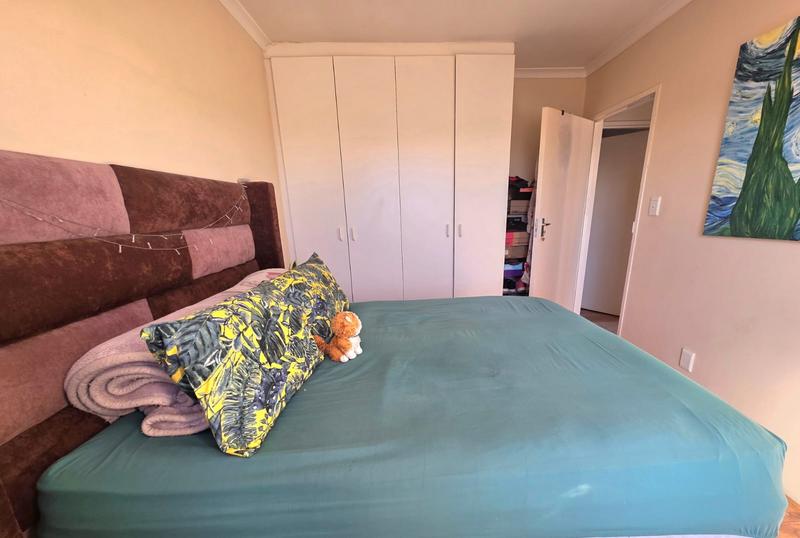 To Let 2 Bedroom Property for Rent in Parklands Western Cape